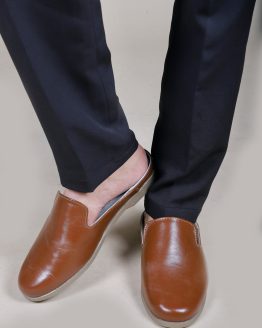 Mule shoes Tan leather